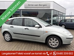 Ford Focus - 1.6-16V Futura, leder, climatronic, nieuwe APK, nette auto