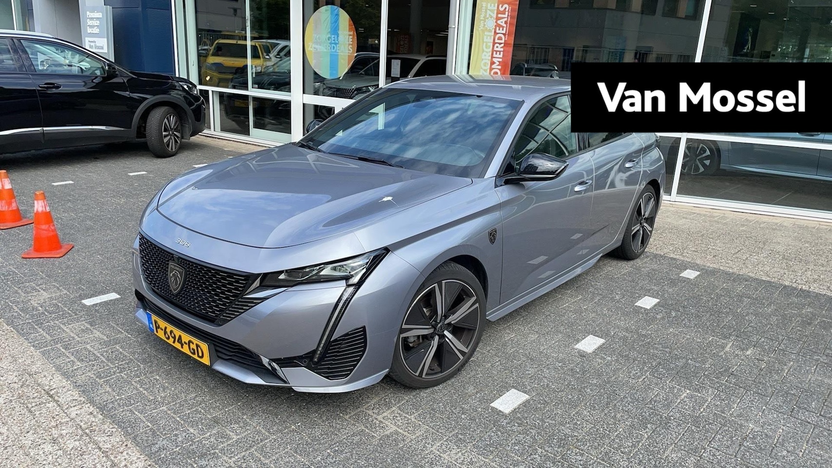 Peugeot 308 - 1.2 PureTech GT | NAVI | Camera | Alcantara bekleding | verwarmbare voorstoelen | 18* Lich - AutoWereld.nl