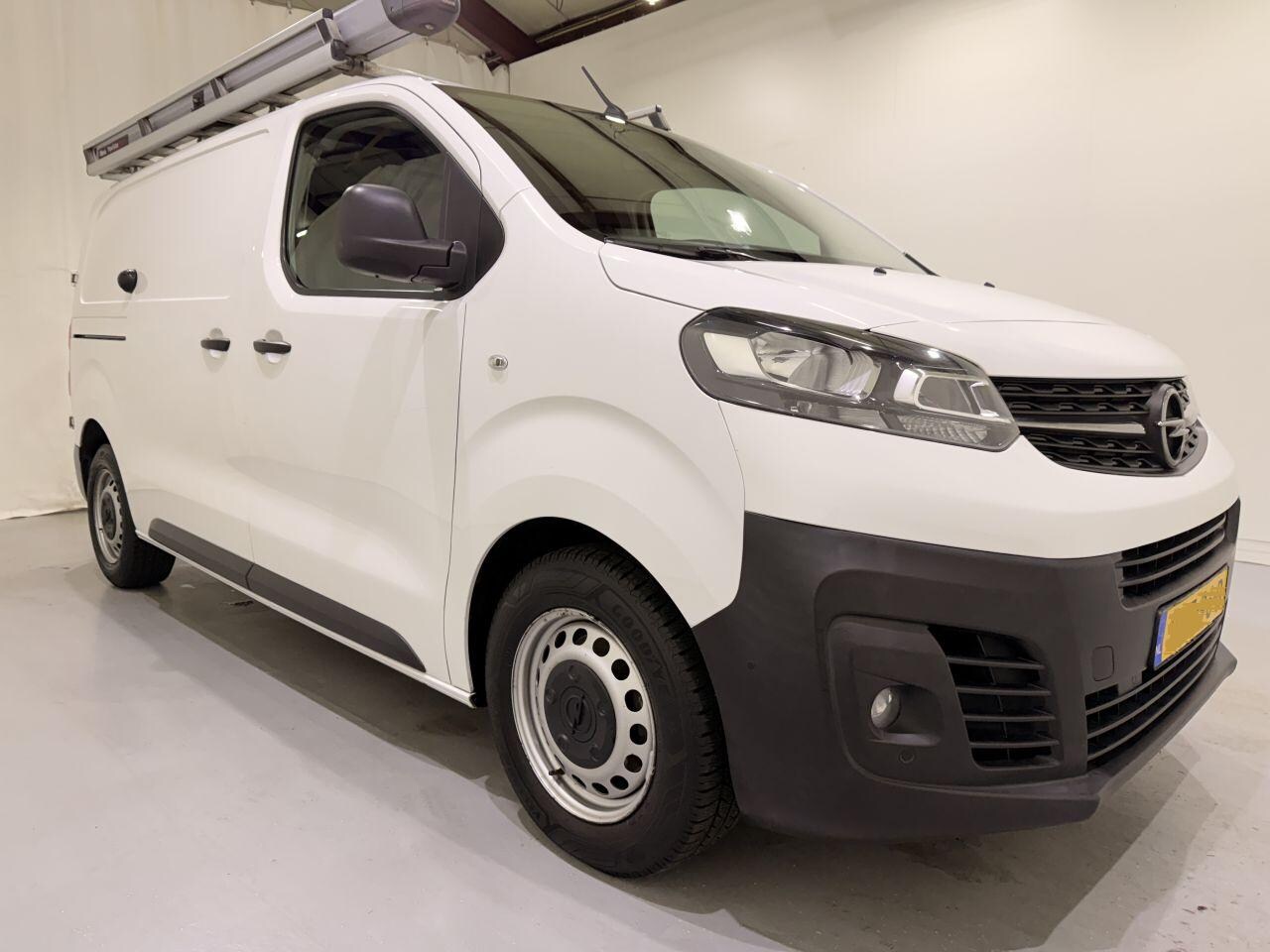 Opel Vivaro - 1.5 CDTI L2 Edition Airco - AutoWereld.nl