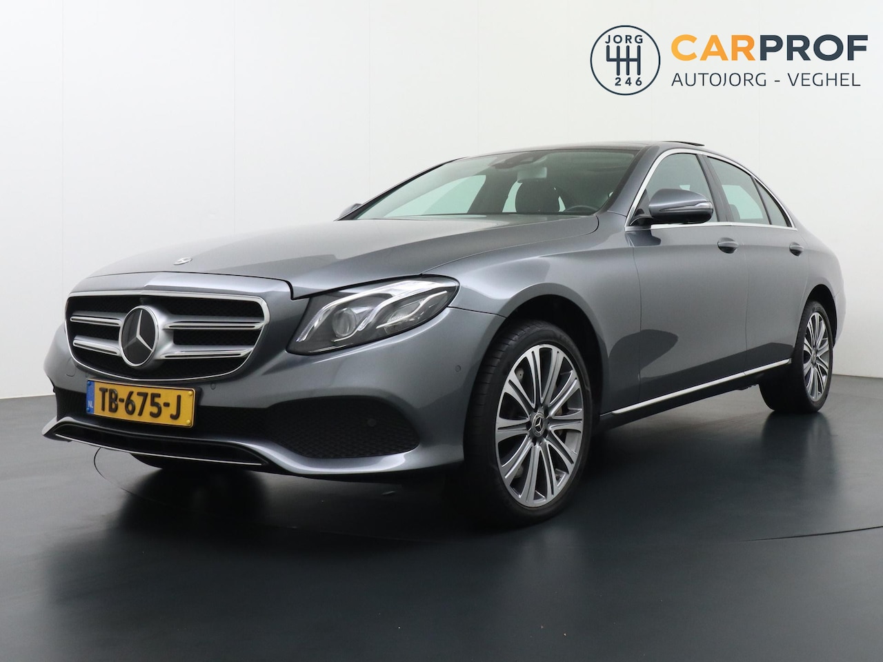 Mercedes-Benz E-klasse - 350 d 4Matic Premium Plus Burmester Panoramadak Widescreen 360 Camera HUD - AutoWereld.nl