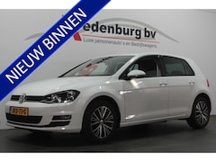 Volkswagen Golf - 1.2 TSI Trendline - Navi / Bluetooth / Camera