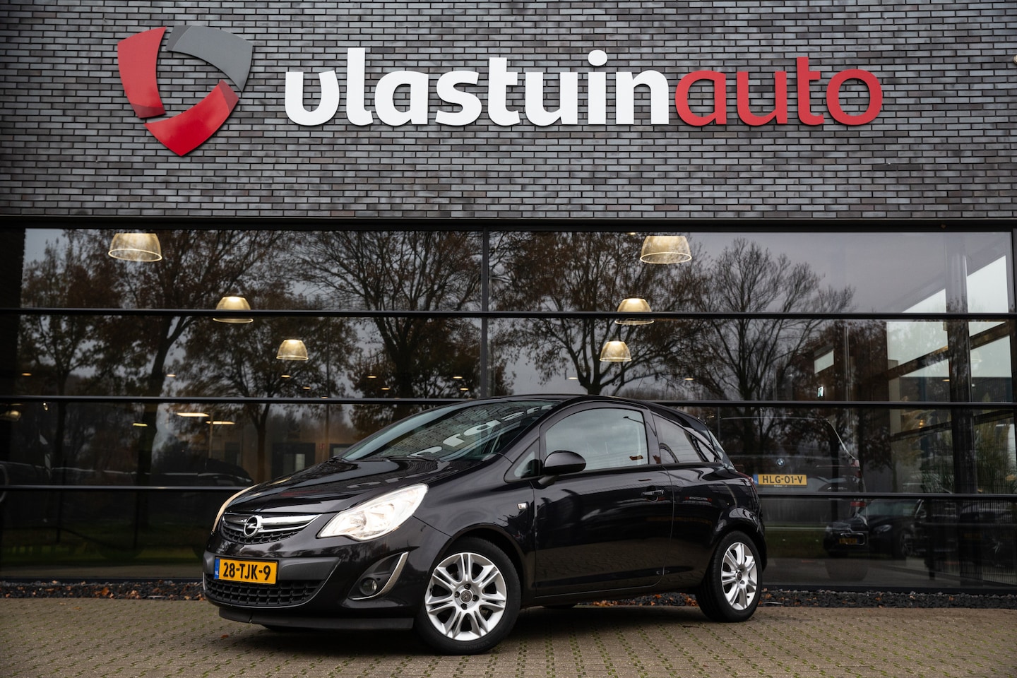 Opel Corsa - 1.4-16V Color Edition 1.4-16V Color Edition - AutoWereld.nl