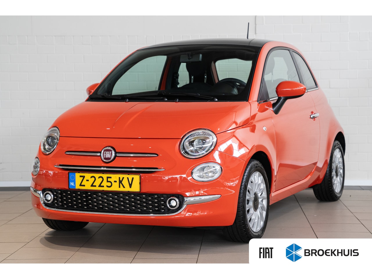Fiat 500 - 1.0 Hybrid Dolcevita Finale | Panoramadak | Parkeersensoren | Apple Carplay & Android Auto - AutoWereld.nl
