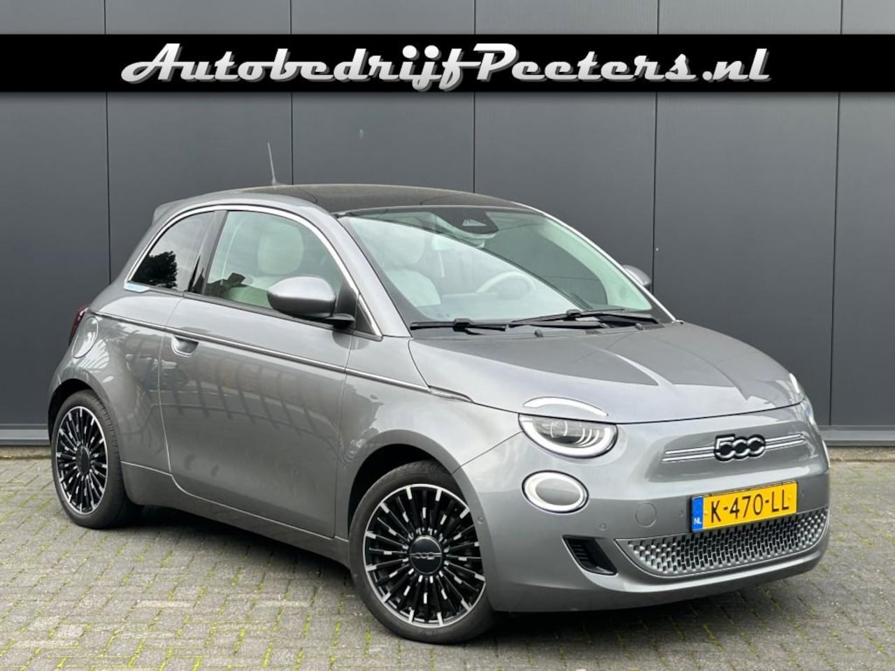 Fiat 500e - La Prima 42 kWh 1e eig. Pano Leder Adapt.Cruise Navi Carplay NL-auto - AutoWereld.nl