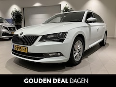 Skoda Superb Combi - 1.8 TSI Style Business 179 PK | Automaat | Apple Carplay | Stuurwielverwarming | Stoelverw