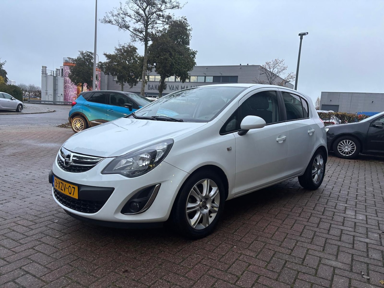 Opel Corsa - 1.2-16V BlitZ INCL NWE APK!!! - AutoWereld.nl
