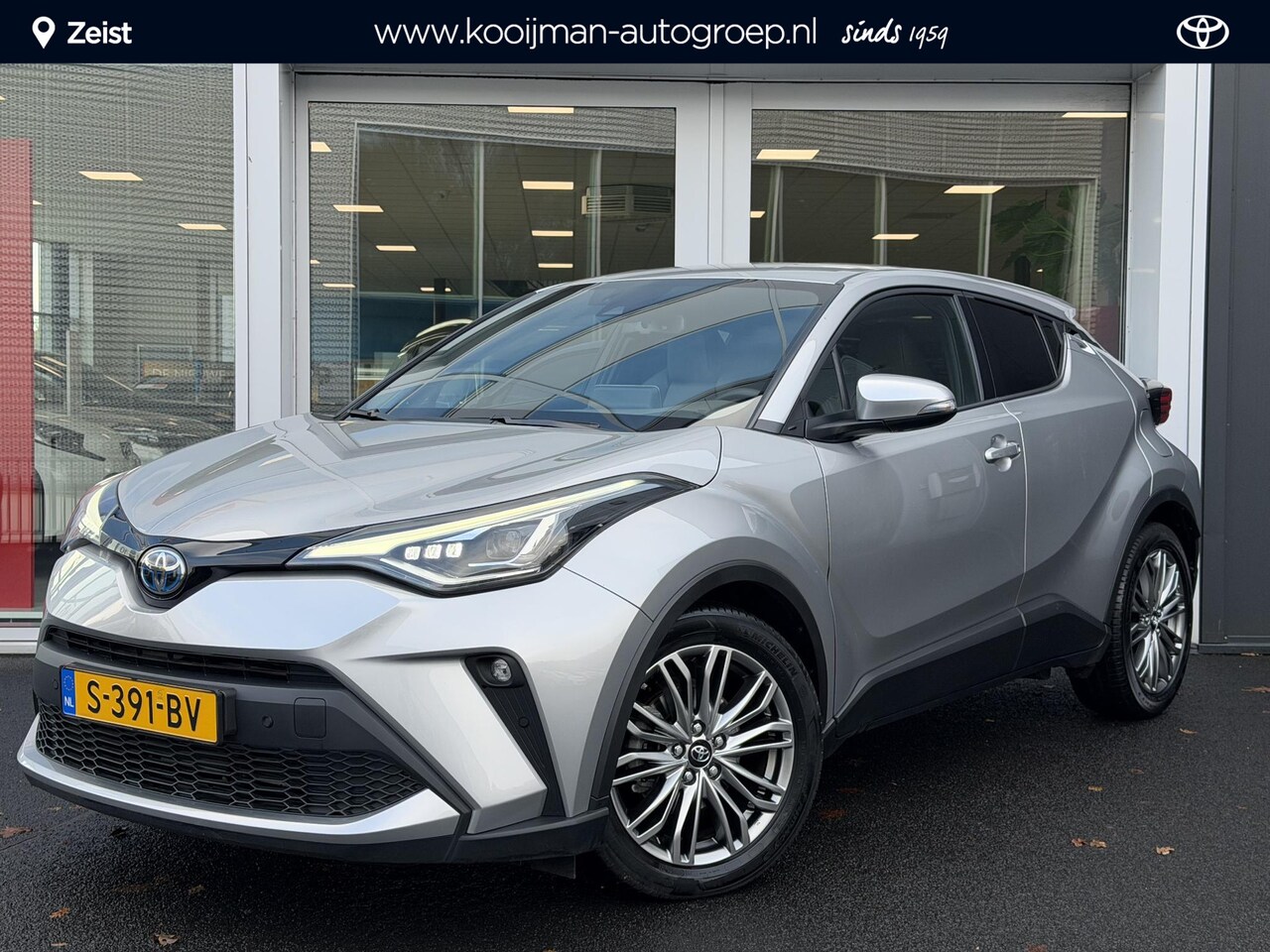 Toyota C-HR - 1.8 Hybrid Executive 1e eigenaar | JBL | Stoel/stuurwielverwarming | Half lederen bekledin - AutoWereld.nl