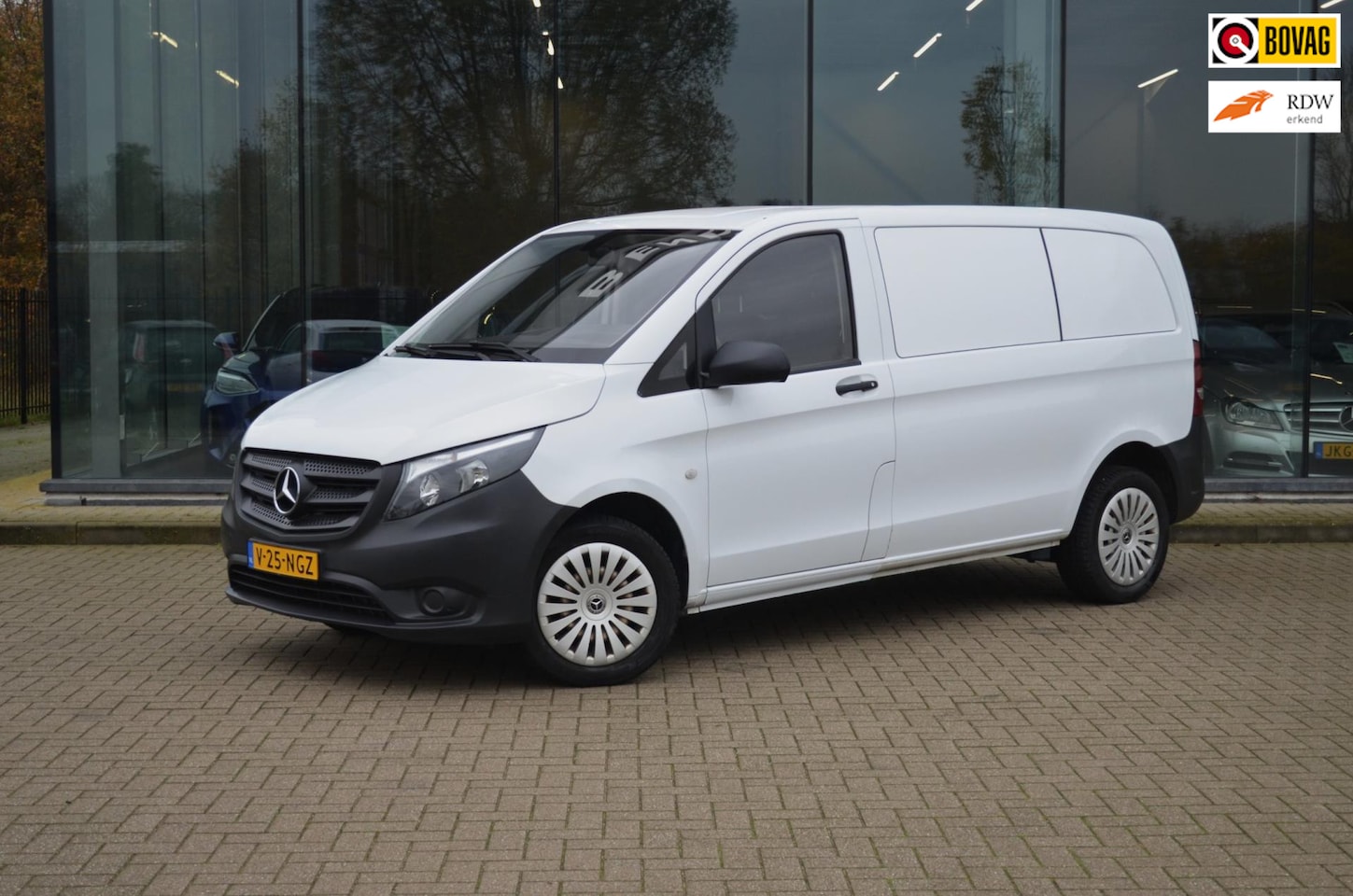Mercedes-Benz Vito - 114 CDI | 4x4 | Automaat | Trekhaak | Cruise controle - AutoWereld.nl