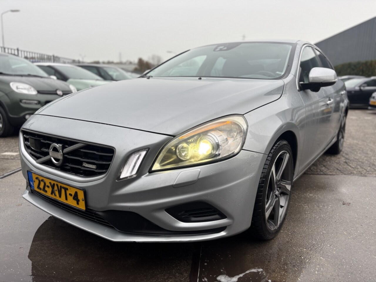 VOLVO S60