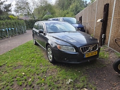 Volvo V70 - 2.4D Momentum