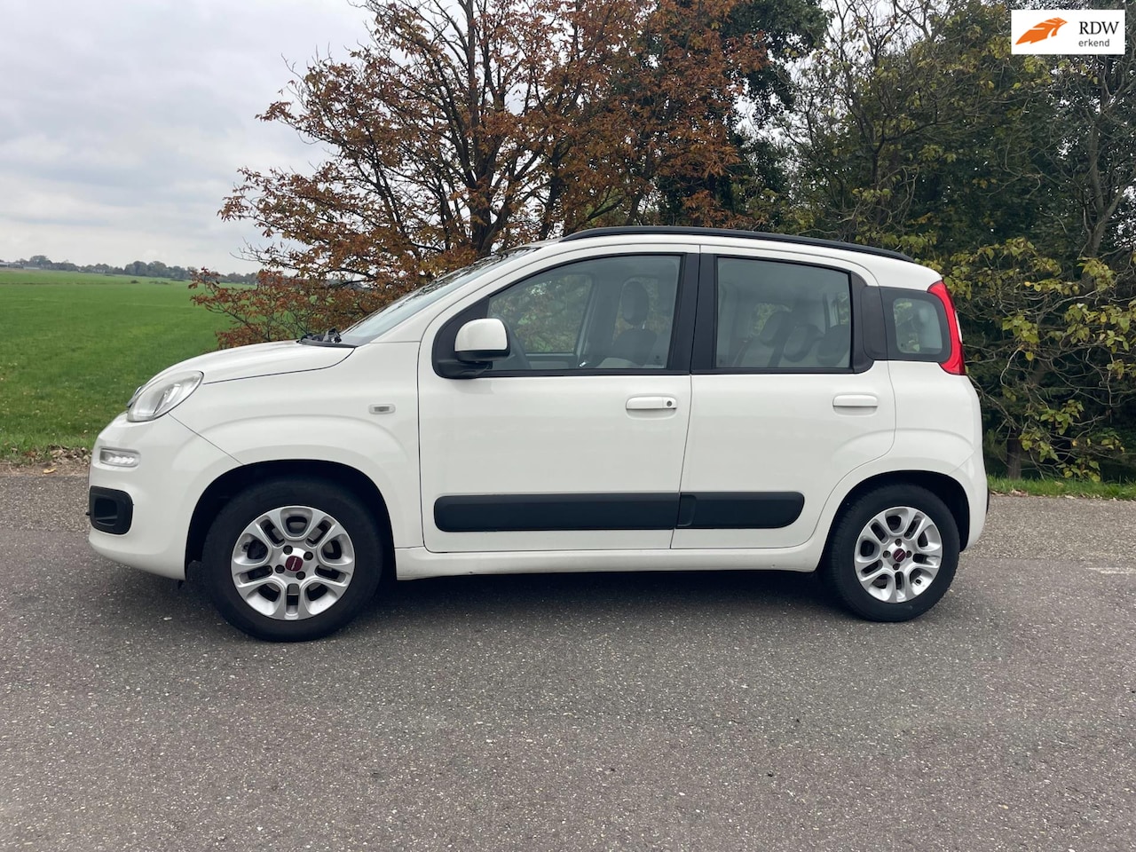 Fiat Panda - 0.9 TwinAir Lounge koude Airco - AutoWereld.nl