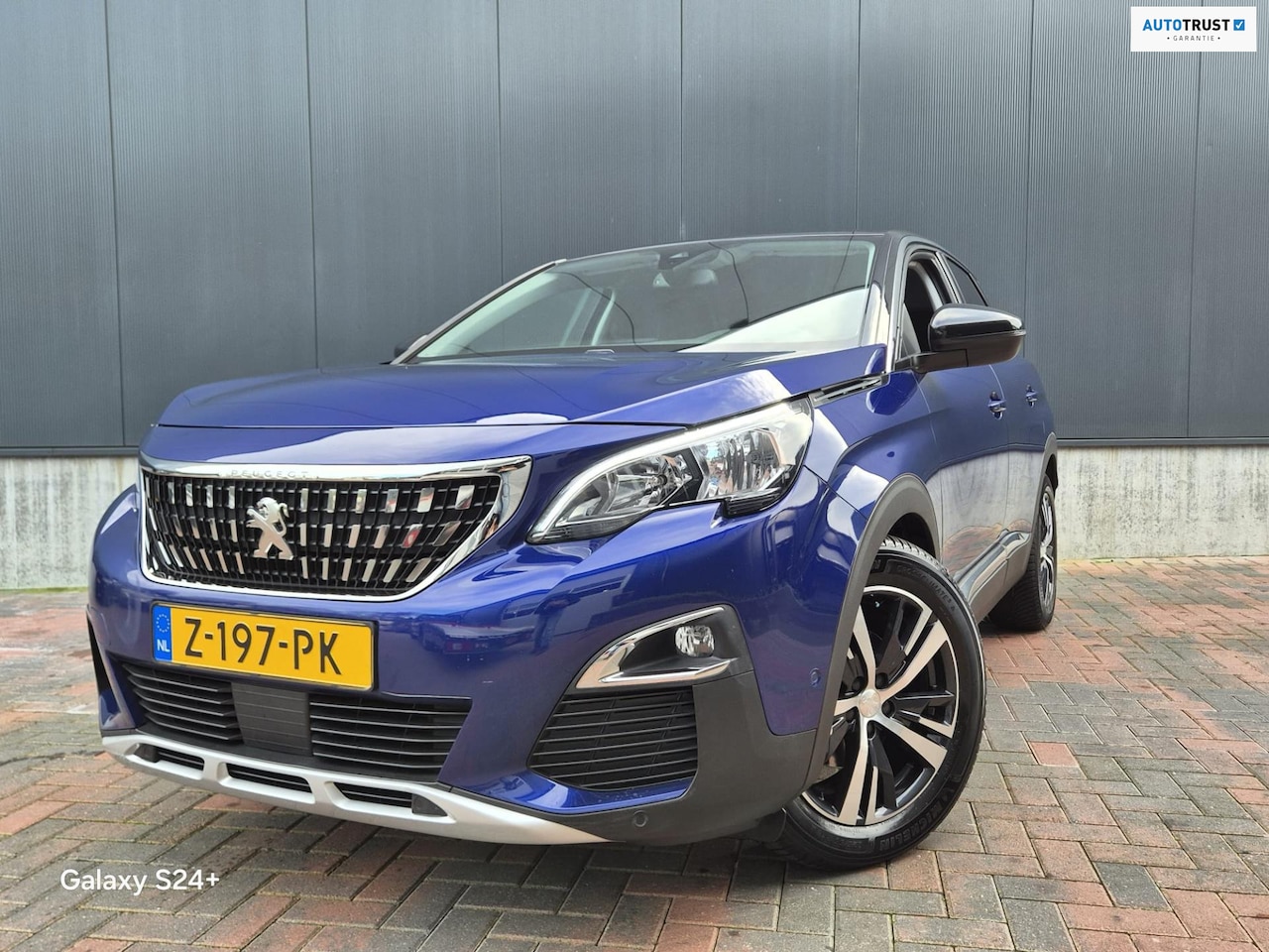 Peugeot 3008 - 1.2 PureTech Blue Lease Premium * Navi * Cruise * Camera * Led * - AutoWereld.nl