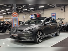 Volkswagen Golf - 1.5 TSI DSG Pano Cruise Clima Vol opties Trekhaak
