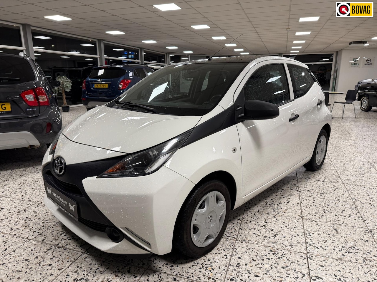 Toyota Aygo - 1.0 VVT-i x-now 1.0 VVT-i x-now - AutoWereld.nl