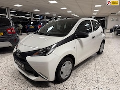 Toyota Aygo - 1.0 VVT-i x-now