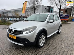 Dacia Sandero Stepway - 1.6 - 1E EIGENAAR - Airco - Lmv - Trekhaak