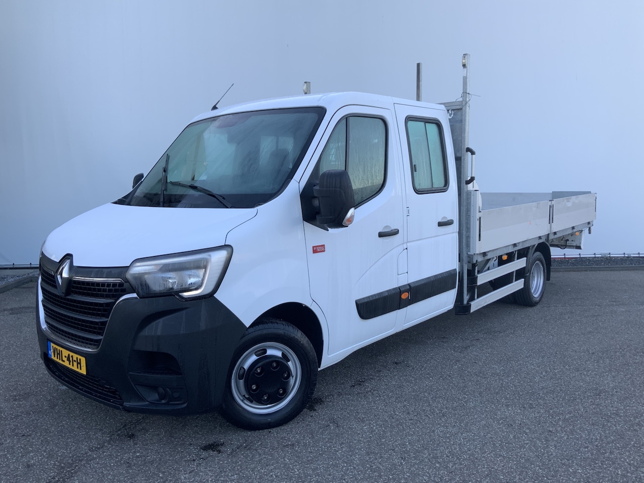 Renault Master - T35 2.3 dCi 165 L4 Dub Cab Pick Up Dub Lucht Navi Trekhaak 3500 kg 6 Zits Cruise Bakmaat L - AutoWereld.nl