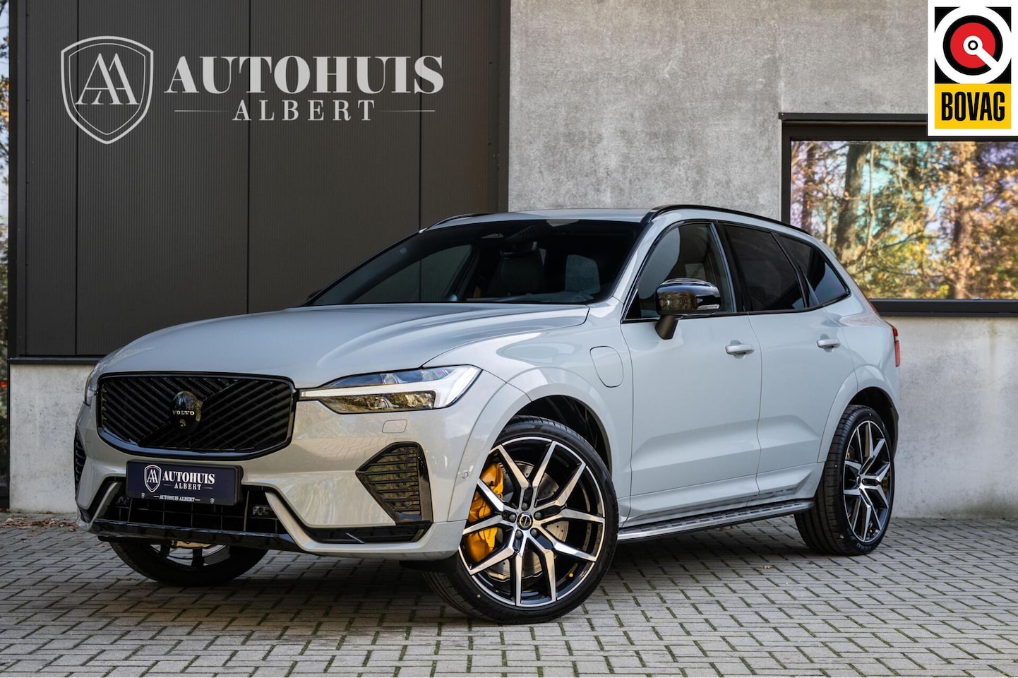 Volvo XC60 - 2.0 T8 AWD Polestar Engineered B&W Alle opties! - AutoWereld.nl