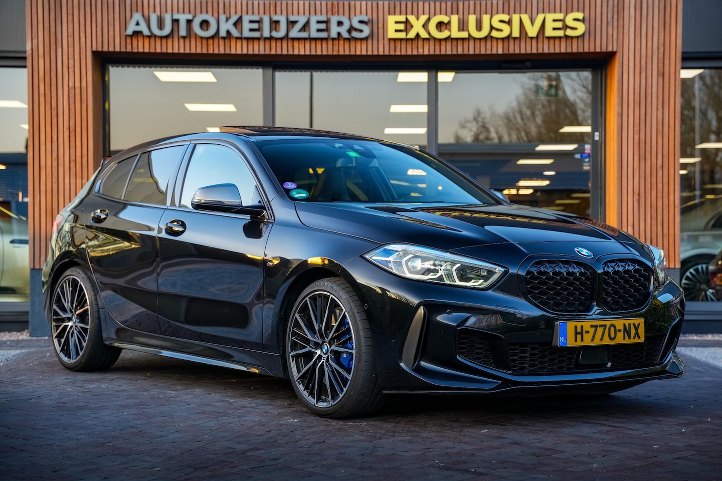 BMW 1-serie - M135i xDrive High Executive Edition M135i xDrive High Executive Edition - AutoWereld.nl