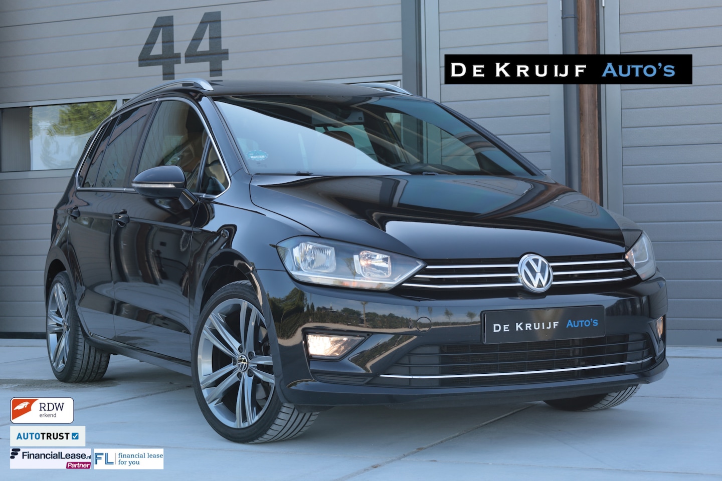 Volkswagen Golf Sportsvan - 1.4 TSI - AutoWereld.nl