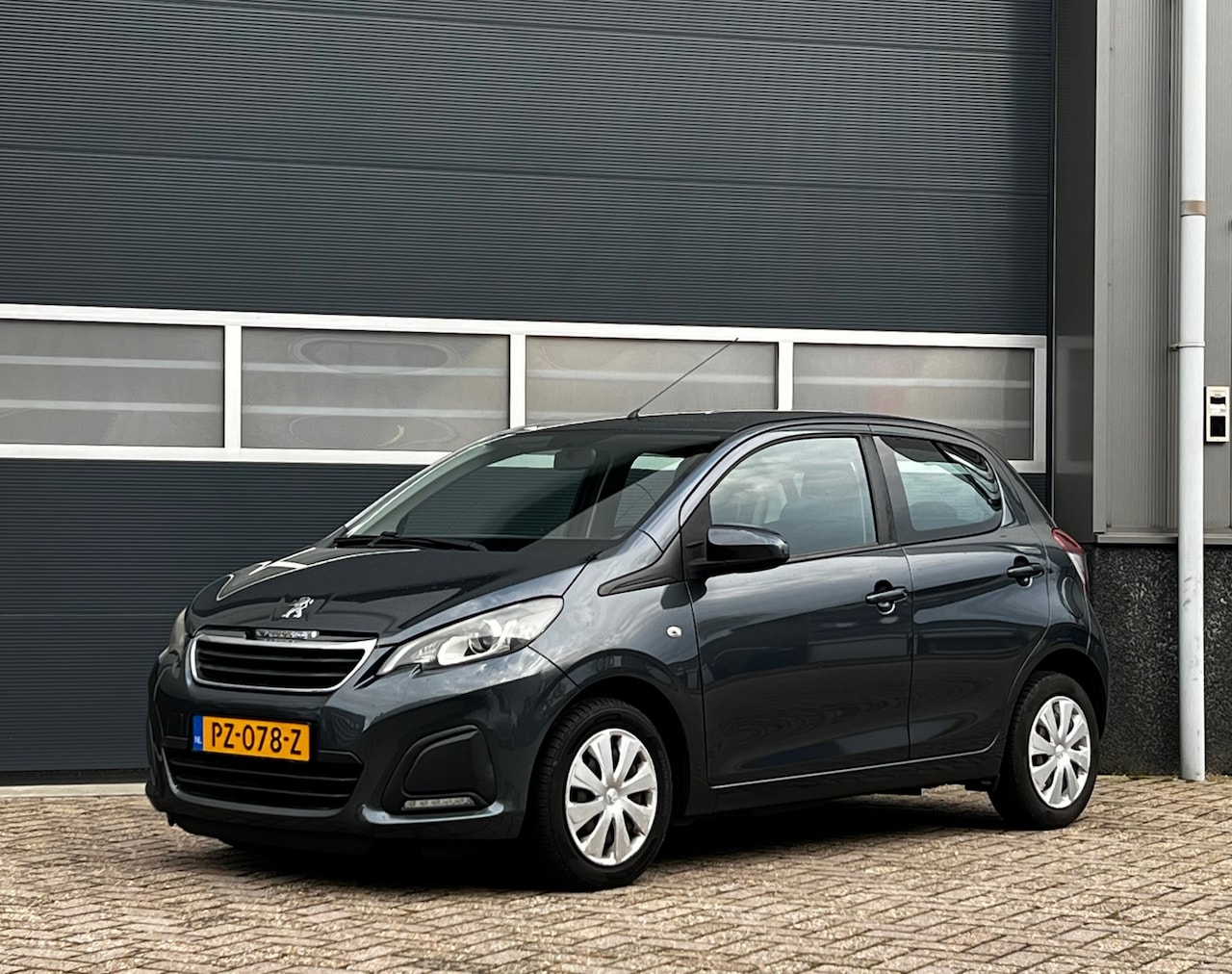Peugeot 108 - 1.0 e-VTi Envy bj.2016 Airco|5 Drs|Oh boekjes. - AutoWereld.nl