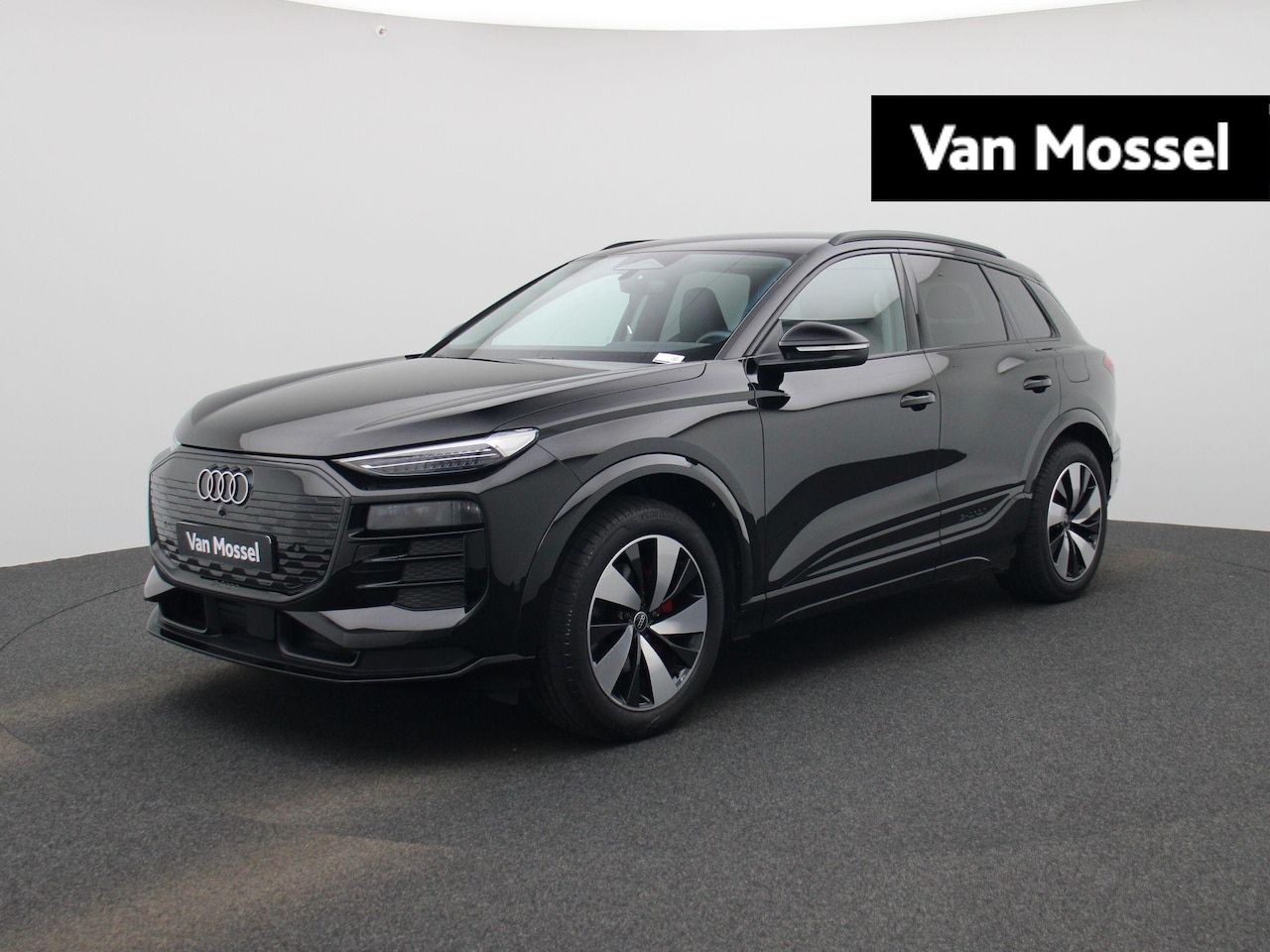 Audi Q6 e-tron - edition 83 kWh 252 PK | Navigatie | Leder | Stoel/stuur verwarming | Head-up Display | B&O - AutoWereld.nl