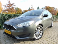 Ford Focus - 1.0 Titanium Edition , Dealer Onderhouden , Clima / Cruise / Multi-Media / Isofix / Pdc /