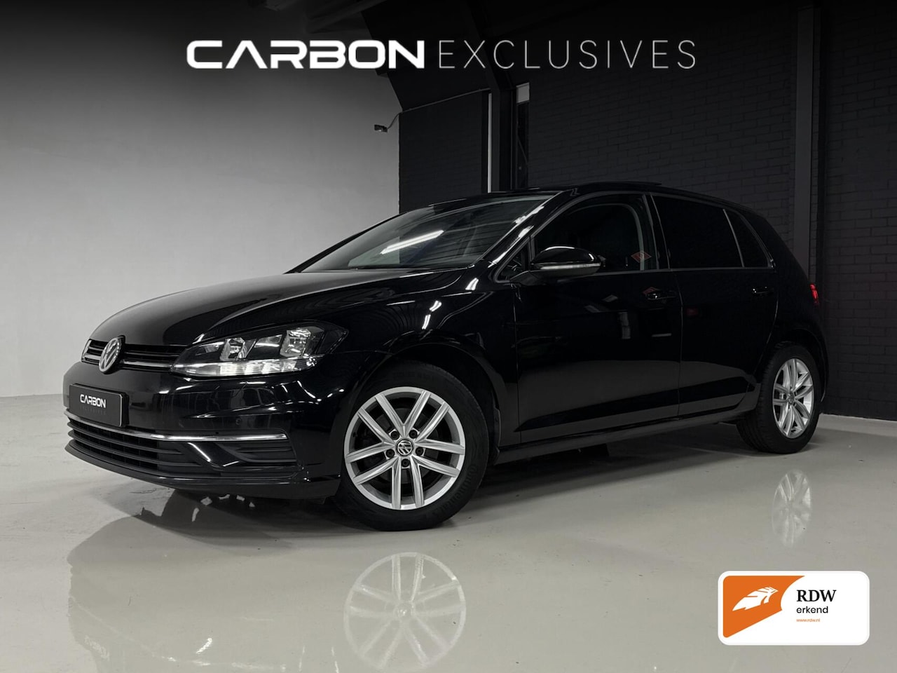 Volkswagen Golf - 1.0 TSI | Pano | Stoelmassage | ACC | PDC - AutoWereld.nl