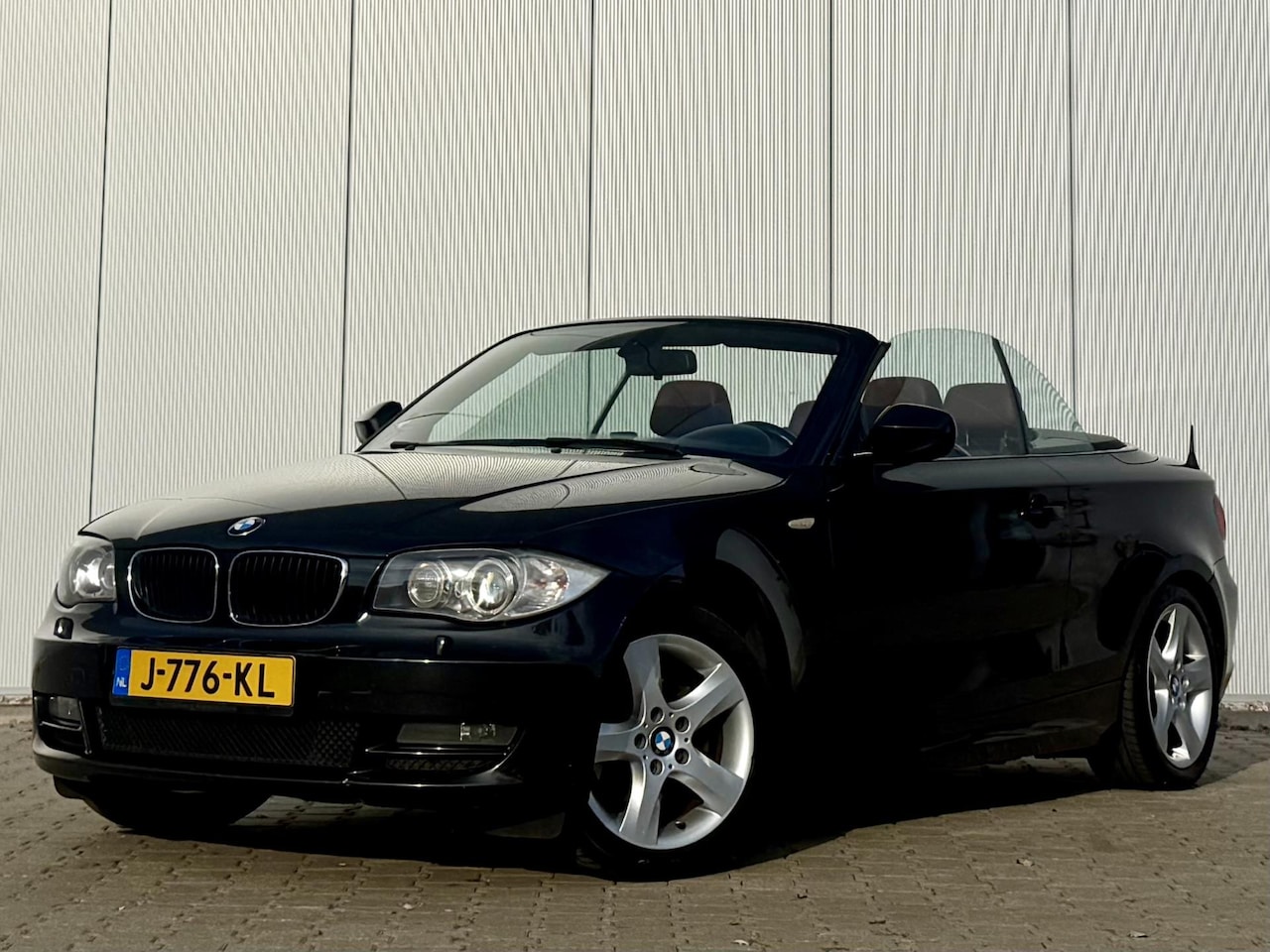BMW 1-serie Cabrio - 118i High Executive Cabrio Leder - AutoWereld.nl