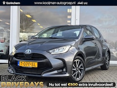 Toyota Yaris - 1.5 Hybrid Dynamic | 1e Eigenaar | Nieuw Geleverd & Onderhouden | Parkeersensoren achter |