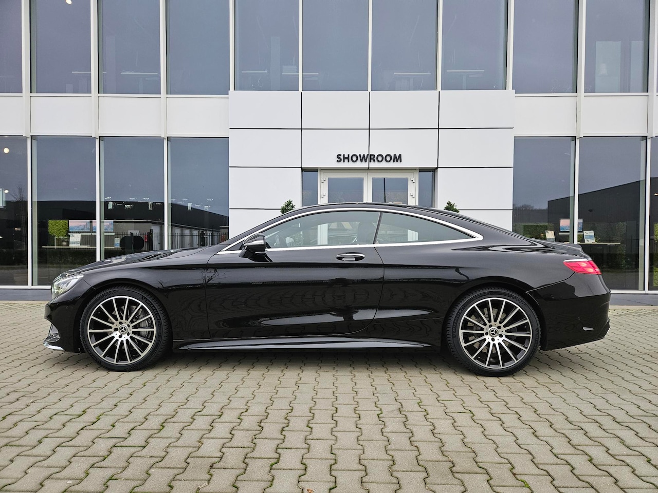 Mercedes-Benz S-klasse Coupé - 500 4Matic VOL AMG Burmester Massage Swarovski 360 cam Panorama Keyless - AutoWereld.nl