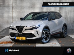 Alfa Romeo Junior - Speciale 1.2 Turbo Ibrida 145pk Automaat ADAPT. CRUISE | 18''LM | DODE HOEK | PDC + CAM. |