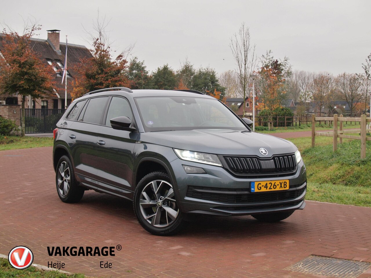 Skoda Kodiaq - 1.5 TSI Sportline Business 7p. | Apple Carplay | Camera | Cruise Control | Canton | Trekha - AutoWereld.nl