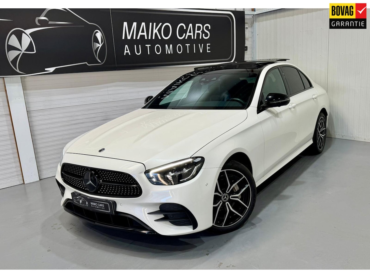 Mercedes-Benz E-klasse - 300 e 4MATIC AMG LINE PANO 360 CAMERA - AutoWereld.nl