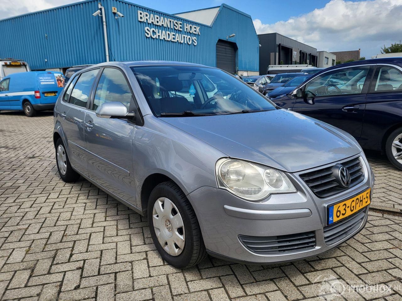 Volkswagen Polo - 1.2-12V Trendline 1.2-12V Trendline - AutoWereld.nl