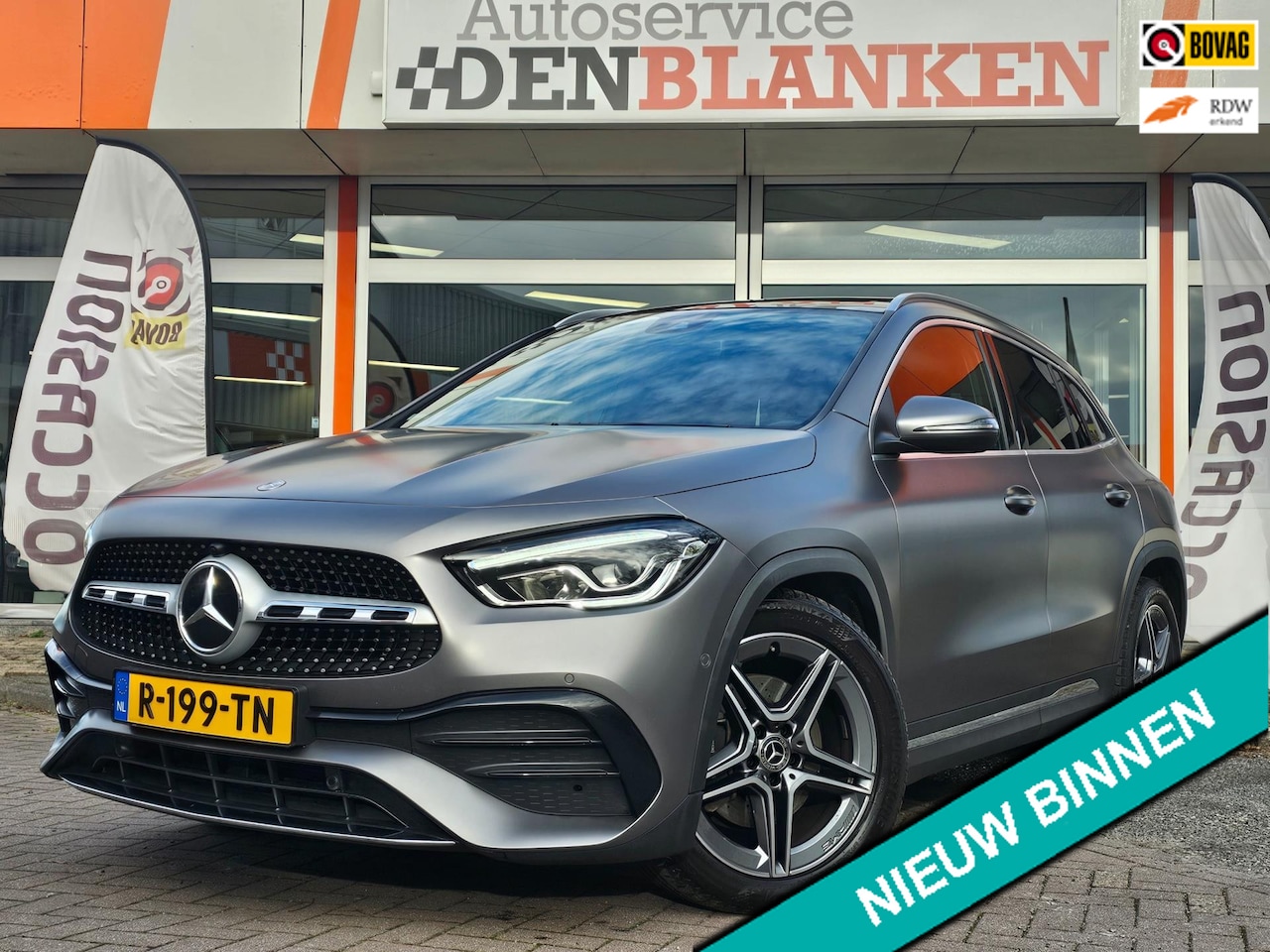 Mercedes-Benz GLA-Klasse - 200 AMG Designo BJ.2022 / Panodak / Navi / Camera / Half Leder / 19"Lmv !! - AutoWereld.nl