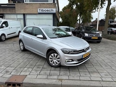 Volkswagen Polo - 1.0 TSI Comfortline Business, PDC, Navi, Apple carplay 81000 KM