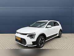 Kia e-Niro - 64, 8 kWh 204pk Aut Edition Advanced | Navigatie | Parkeercamera | Climate control | Parke
