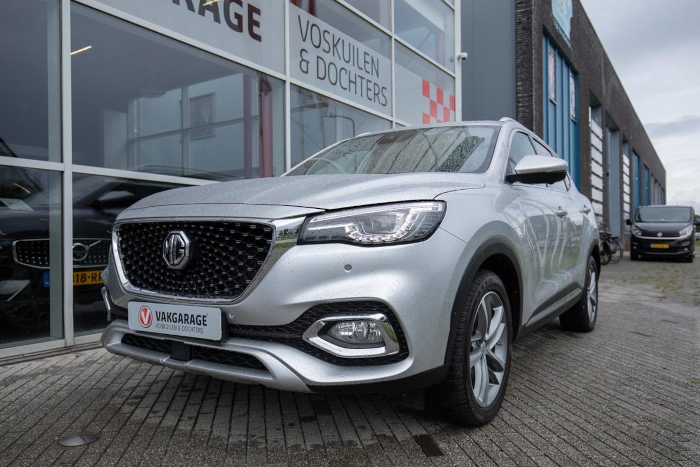 MG EHS - 1.5 TGDI Luxury |Plug in Hybride |1500kg trekgewicht | Carplay - AutoWereld.nl