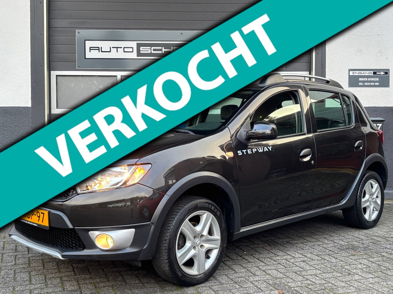 Dacia Sandero Stepway - 0.9 TCe Lauréate | AIRCO | 101dkm | TREKHAAK | NL AUTO | - AutoWereld.nl