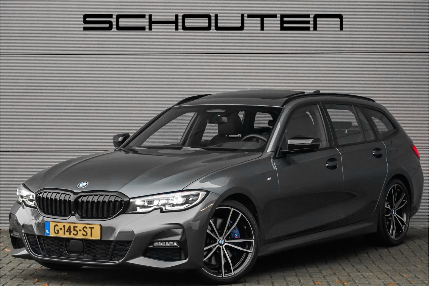 BMW 3-serie Touring - 330i M-Sport Pano Leder H/K Trekhaak 19" - AutoWereld.nl