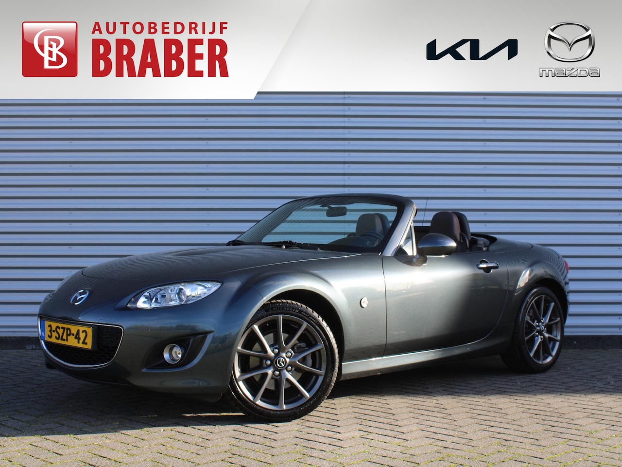 Mazda MX-5 Roadster Coupé - 1.8 Hanabi | Stoelverwarming | Leer | Navi | 17" LM | Cruise | Clima | Hardtop | - AutoWereld.nl