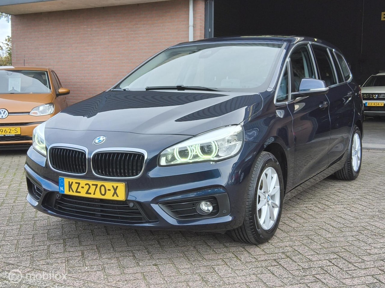 BMW 2-serie Gran Tourer - 218i NWE KETTING|LEDER|TREKHAAK|CRUISE - AutoWereld.nl