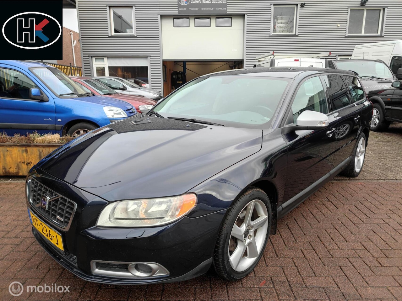 Volvo V70 - 2.0 Kinetic Clima R-look LM18 nieuwe APK keuring✅ - AutoWereld.nl