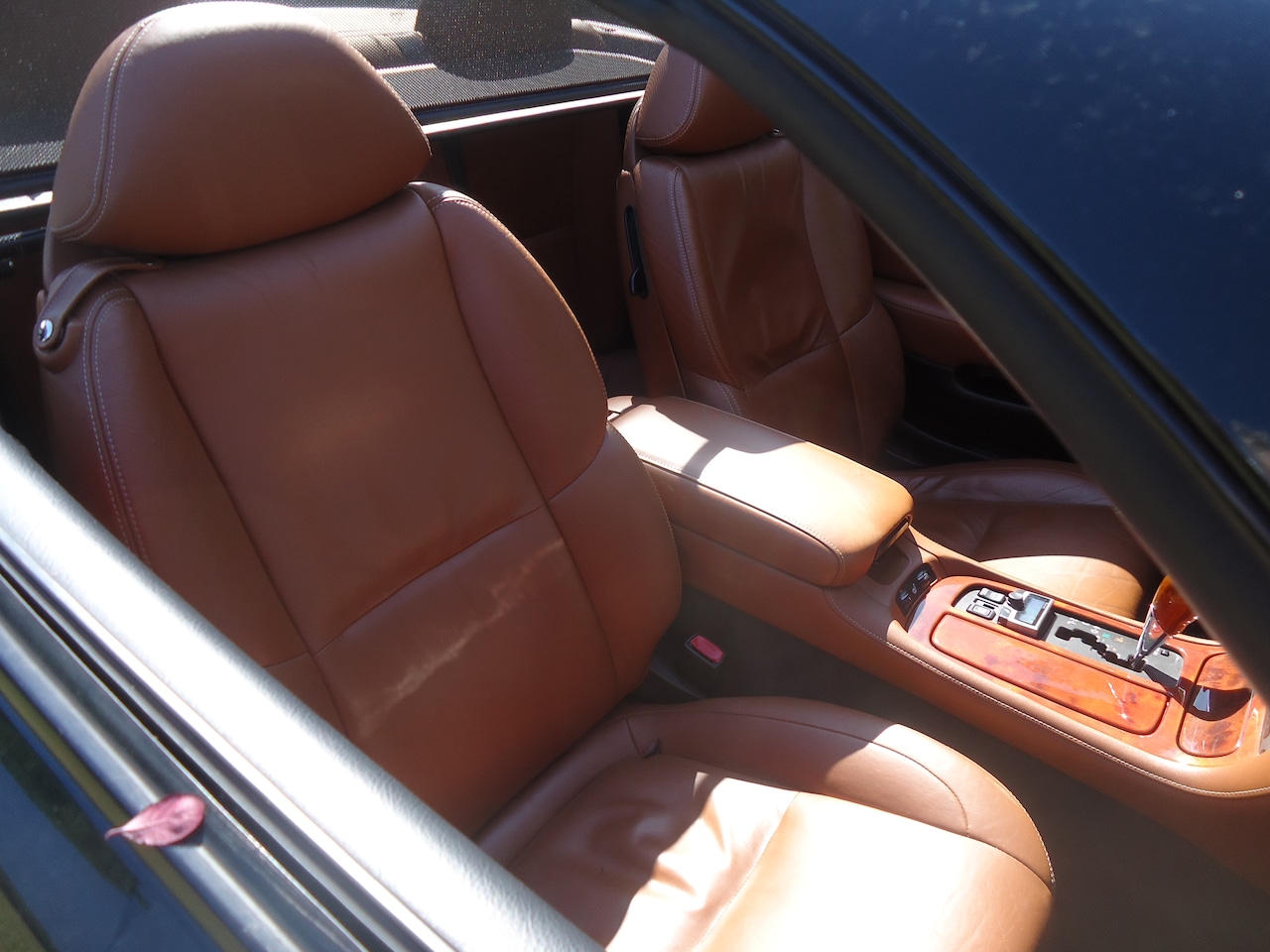 Lexus SC - 430 juiste kleurstelling voor een winterprijs