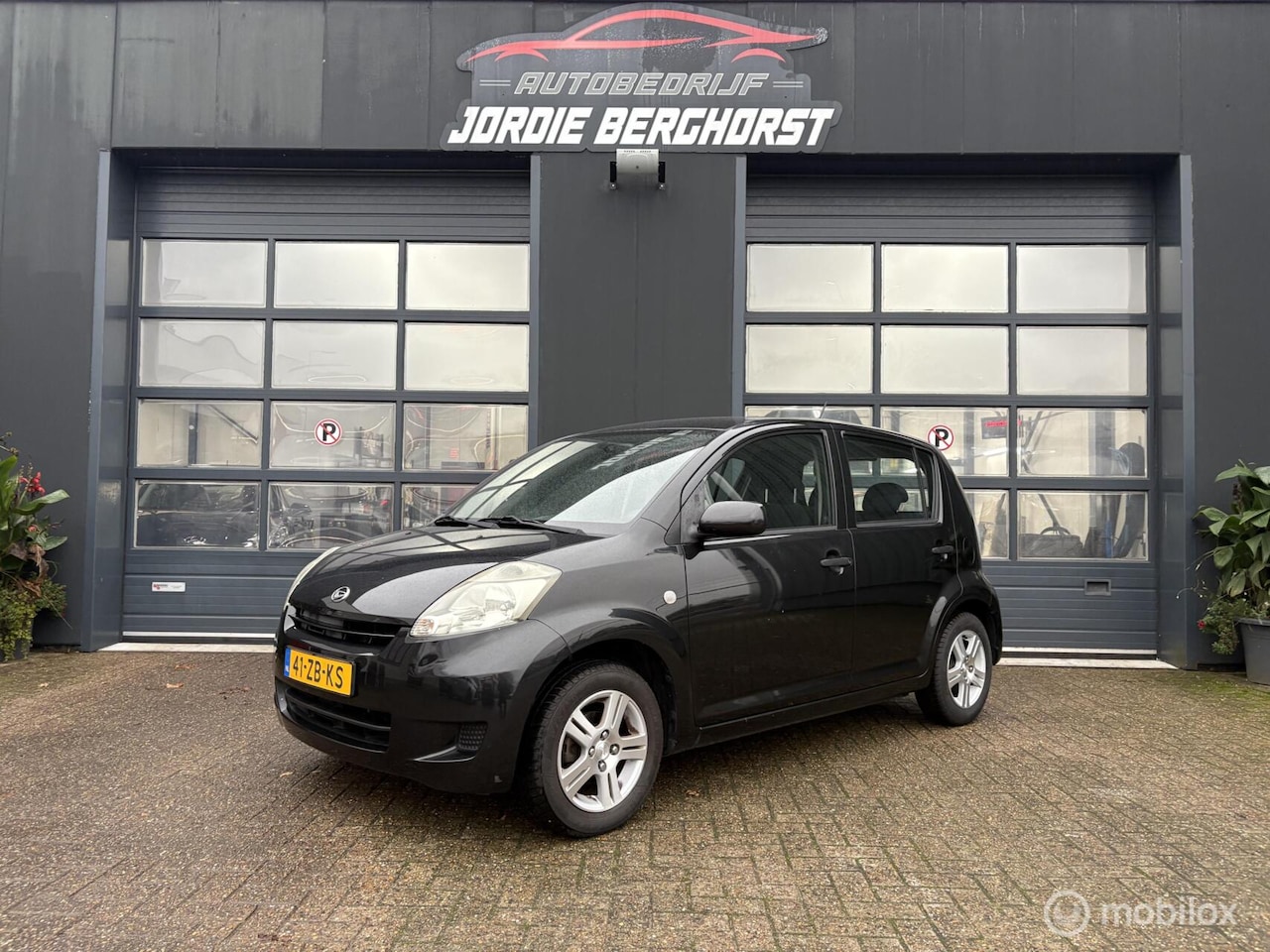 Daihatsu Sirion 2 - 1.0-12V Premium 1.0-12V Premium - AutoWereld.nl