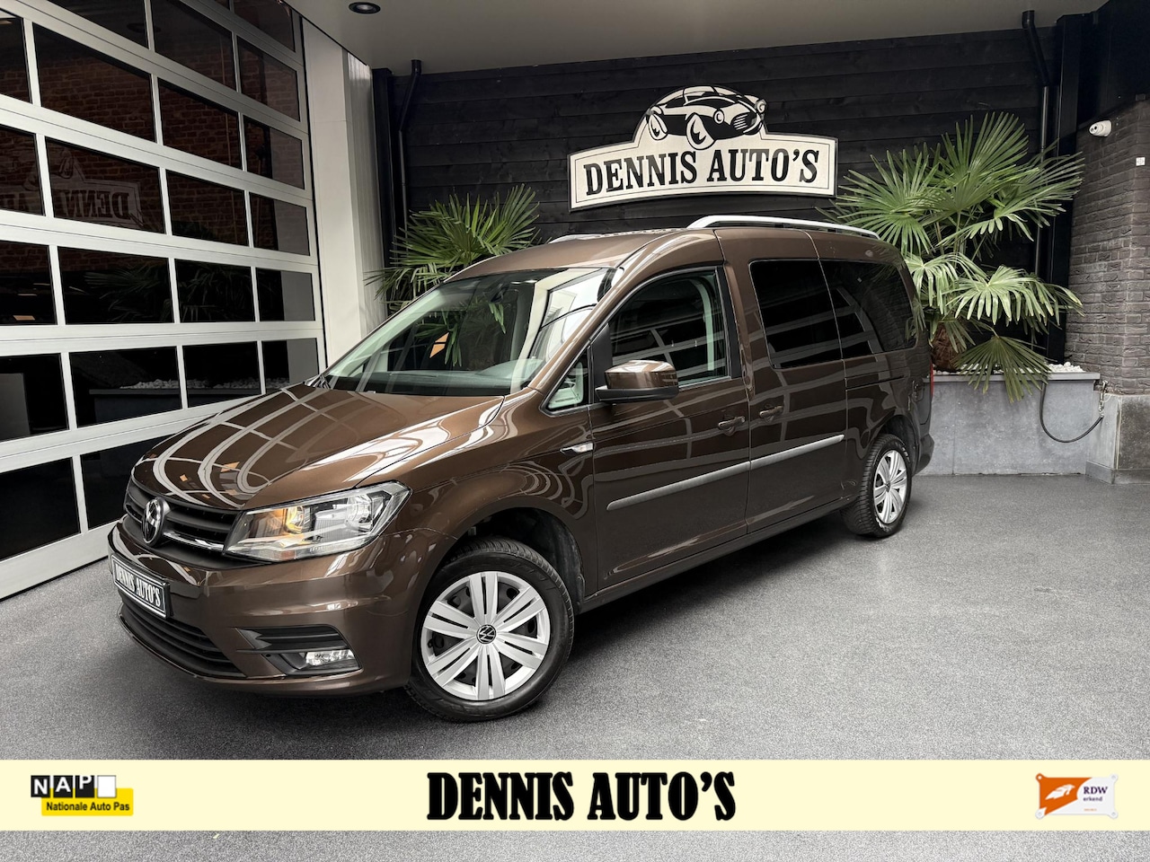 Volkswagen Caddy Maxi - 1.4 TSI Trendline 7 persoons automaat - AutoWereld.nl