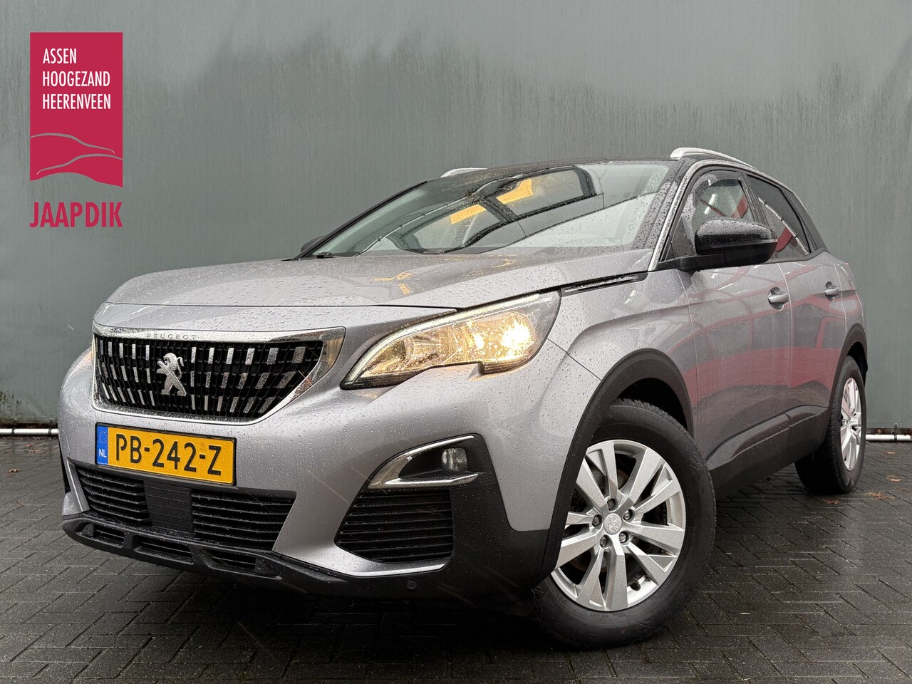 Peugeot 3008 - BWJ 2017 1.2 PureTech 131 PK Blue Lease Executive TREKHAAK | CAMERA | CARPLAY + ANDROID | - AutoWereld.nl