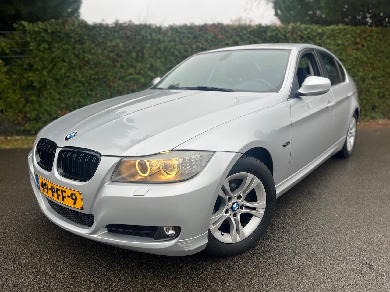 BMW 3-serie - 318i Business Line FACE LIFT NAVIGATIE ECC NAP - AutoWereld.nl