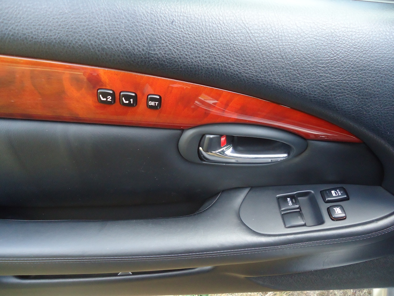 Lexus SC - 430 facelift model